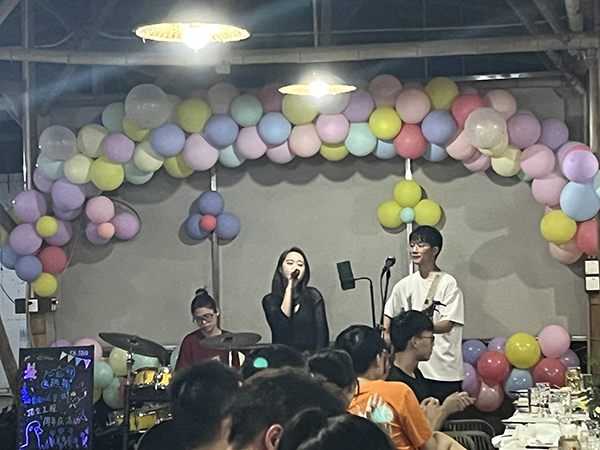 “蔡依莎”-多才多艺华会体育-华会(中国)
人.jpg